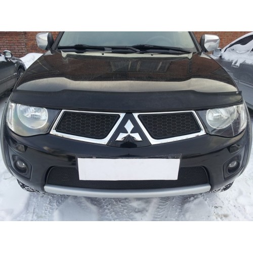 Защита радиатора Mitsubishi L200/Mitsubishi Pajero Sport 2010-2013 black верх